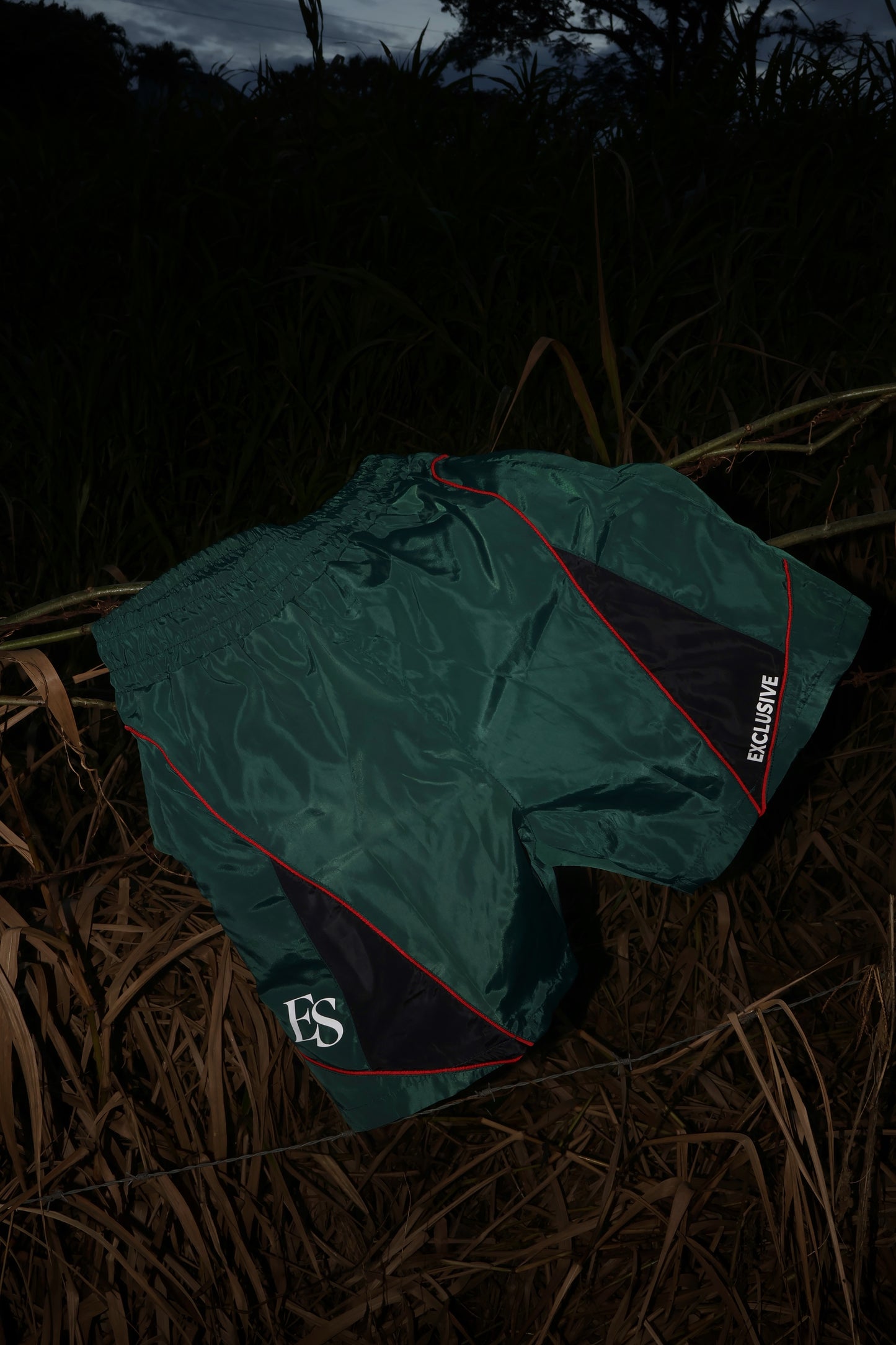 EXCLUSIVE GREEN FORM SHORTS