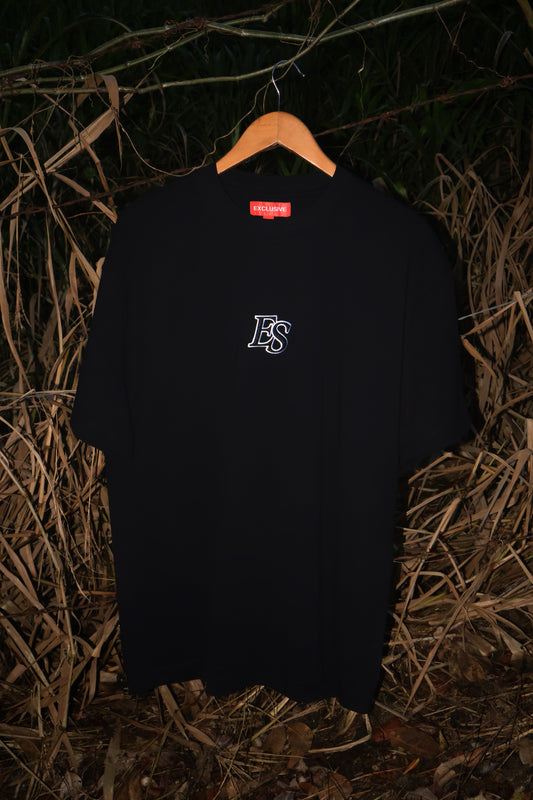 EXCLUSIVE TEE BASIC LOGO BLACK
